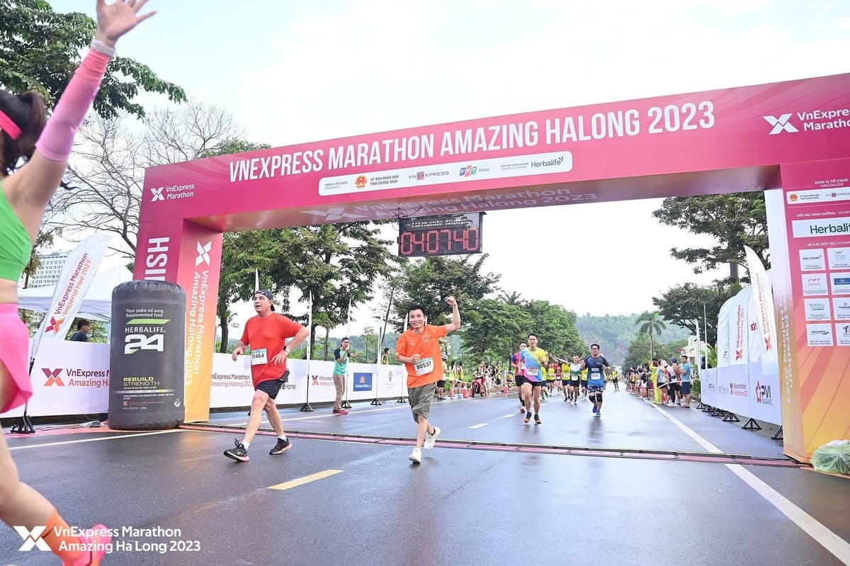 Ảnh về đích marathon